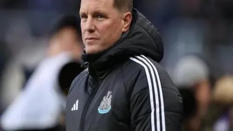 鹈鹕VS国王激战回顾：10胜7负，篮球巅峰对决数据揭秘！